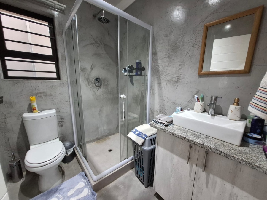 2 Bedroom Property for Sale in Groenvlei Sh Free State